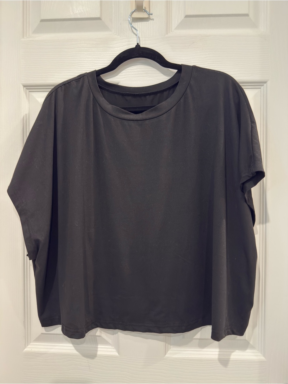 Black Loose Fit Sleeveless Extended Shoulder Boxy Cropped Top